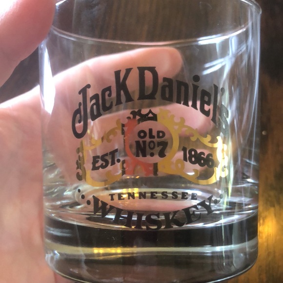 Vintage Set of Two Jack Daniel’s Whiskey Glasses - Picture 4 of 4